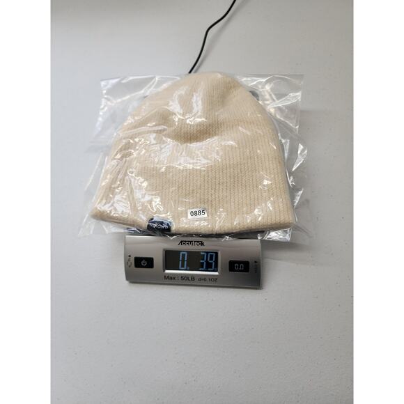 Nixon Hat Beanie One Size Cream 100% Merino Wool Knit Winter Warm Mens Casual - Picture 8 of 8